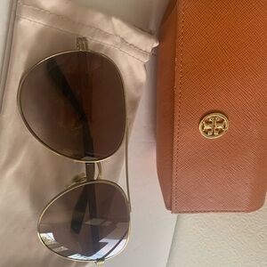 Tory Burch Gold Aviator Sunglasses with Case/ bag